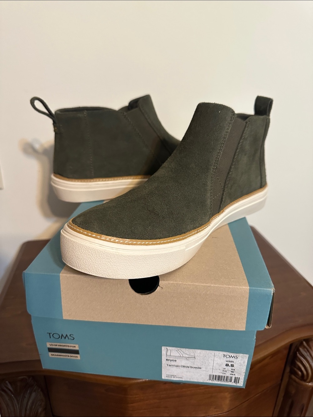 TOMS Olive Green Suede Slip-On Chelsea Sneakers with Cream Sole